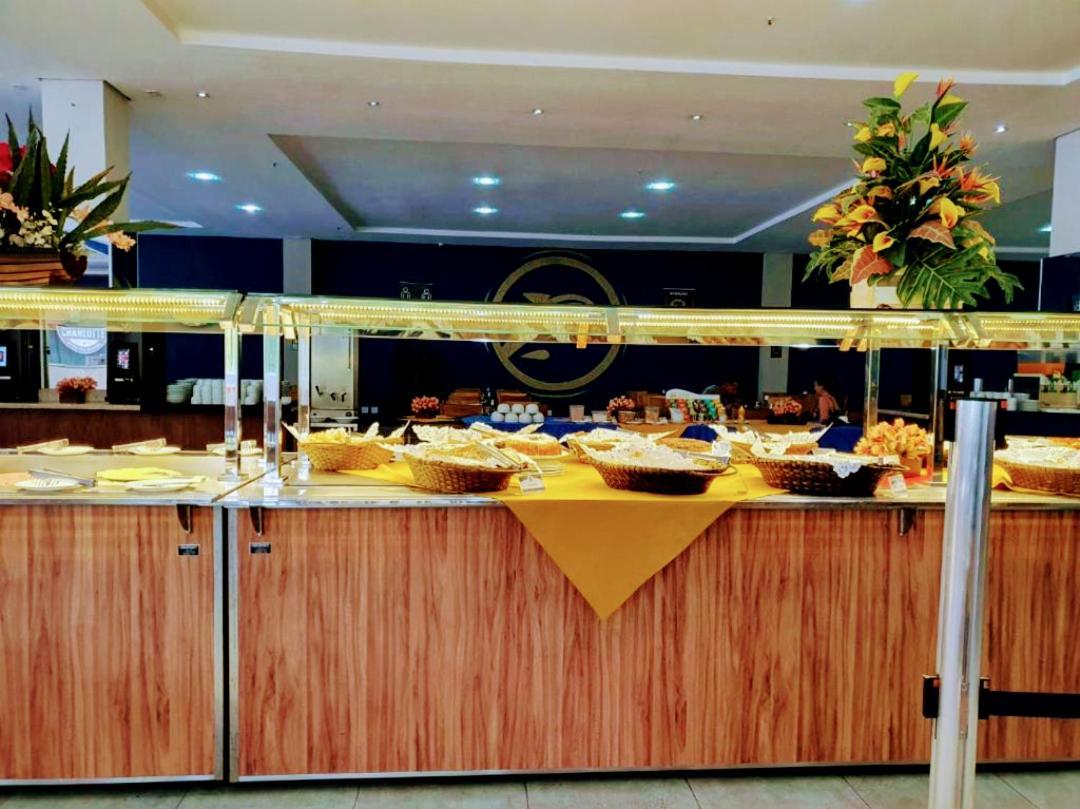 Golden Dolphin Express Ferias!!! Aparthotel